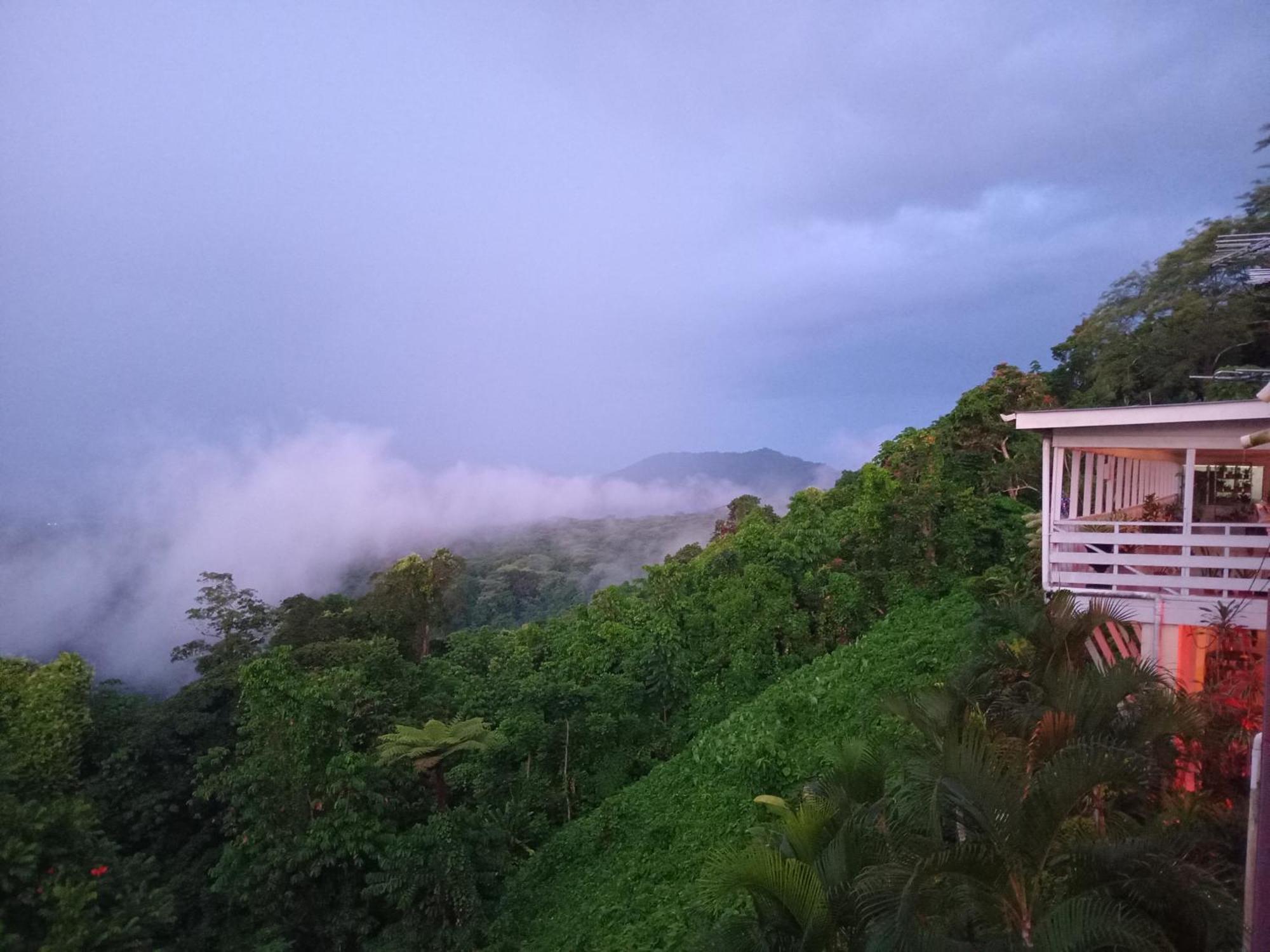 Dave Parker Eco Lodge Hotel Apia Exterior photo